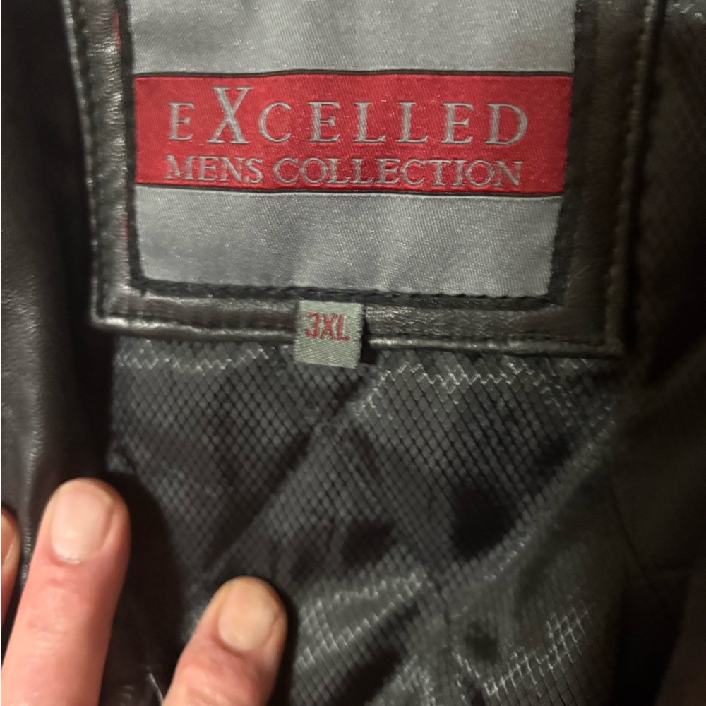 Men's Black Leather Jacket - Picture 5 of 16